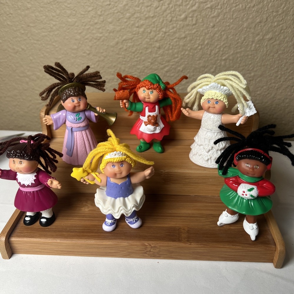 6 Assorted Cabbage Patch Doll McDonalds Figures - Multi-Color Playset